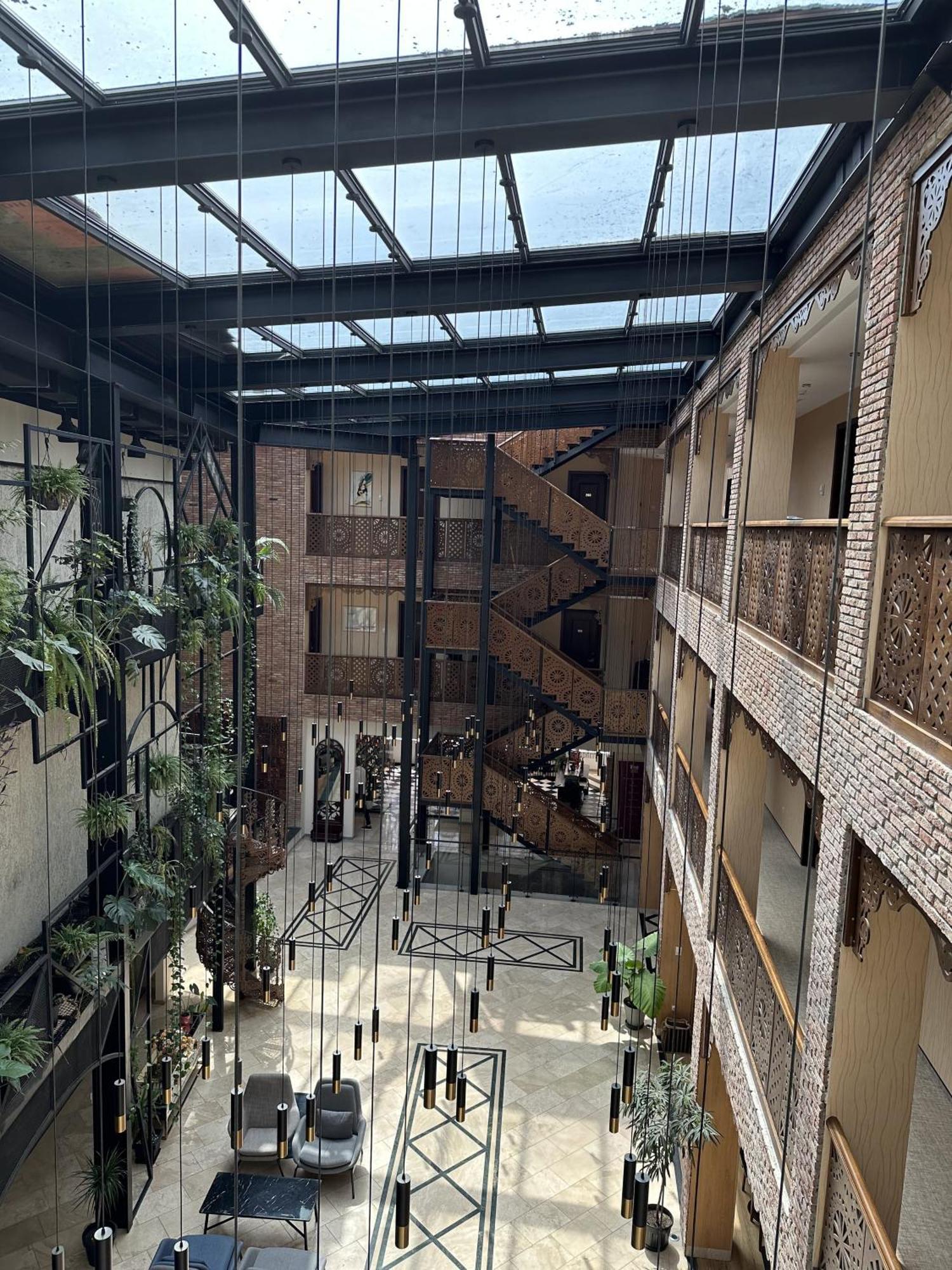 Mukhrantubani Boutique Hotel Tbilisi Exterior photo